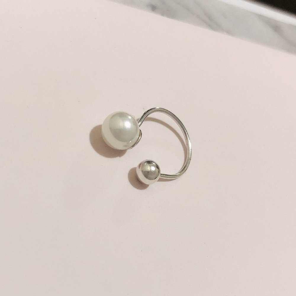 NEW 2 PCS 925 Sterling Silver Pearl Ear Cuffs